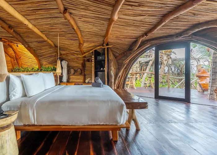 Hotel Kanan & Adults Only Playground 3*