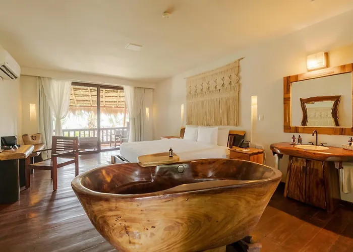 Hotel Kanan & Adults Only Playground 3*