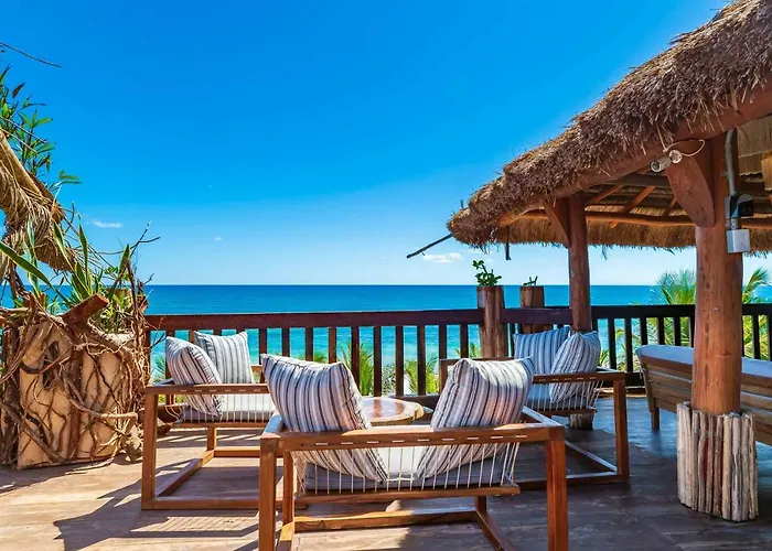 Kanan & Adults Only Playground Hotel 3*